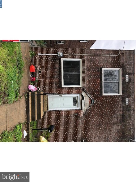 1015 Kenwood Ave, Camden, NJ 08103