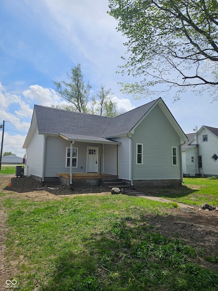 103 E Jefferson St, Kempton, IN 46049