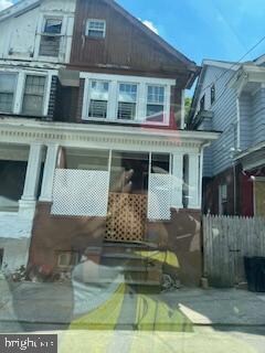 35 Sanford St, Trenton, NJ 08618