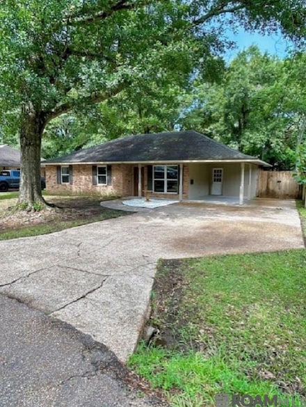 1217 Kline St, Denham Springs, LA 70726