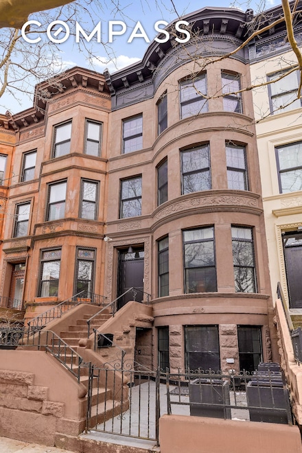 410 Hancock St, Brooklyn, NY 11216