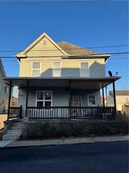 5 Maple St, Trafford, PA 15085