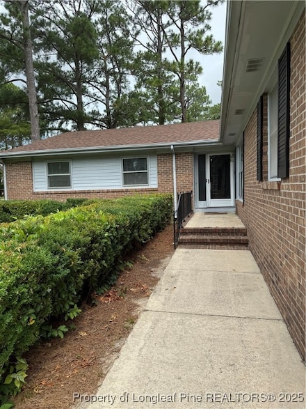 1613 Banbury Dr, Fayetteville, NC 28304