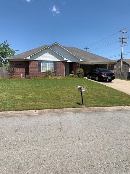 1810 Angeline Dr, Conway, AR 72032