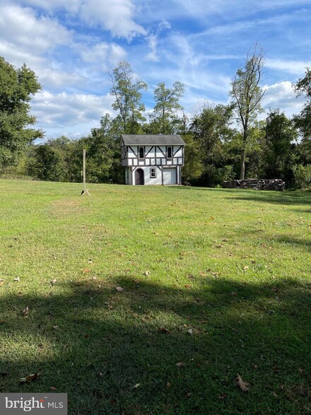 13919 Forsythe Rd, Sykesville, MD 21784