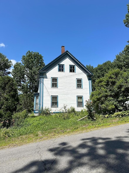 24 Old Route 1, Waldoboro, ME 04572