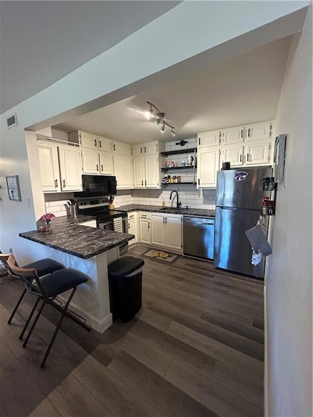 8133 Holmes Rd Unit 101, Kansas City, MO 64131