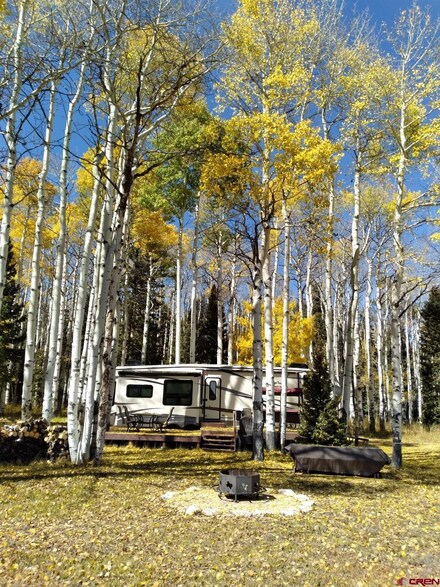 1701 Hazel Lake Dr, Cimarron, CO 81220