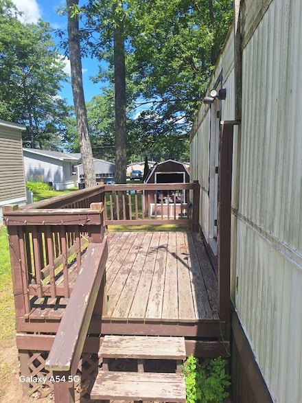 21 Bay Bridge Rd, Brunswick, ME 04011