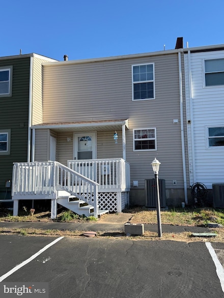 207 Chenault Ct, Dover, DE 19901