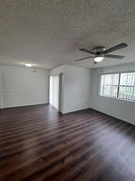 540 S Park Rd Unit 169, Hollywood, FL 33021
