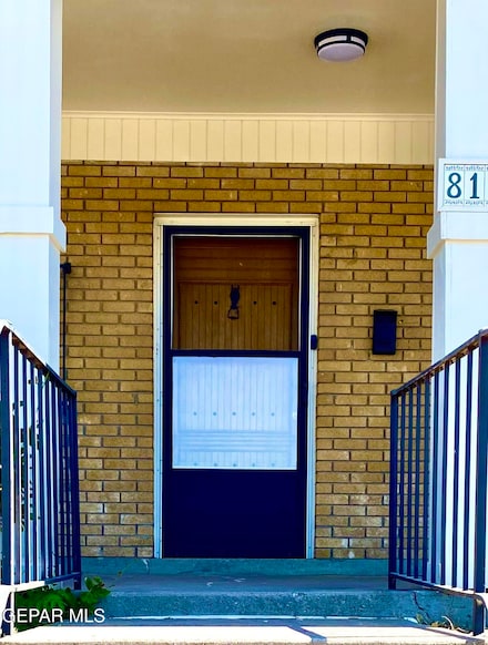 811 Upson Dr, El Paso, TX 79902