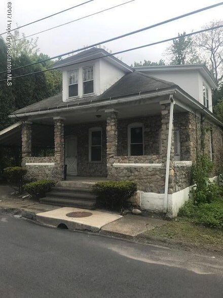 2310 Ash St, Scranton, PA 18510