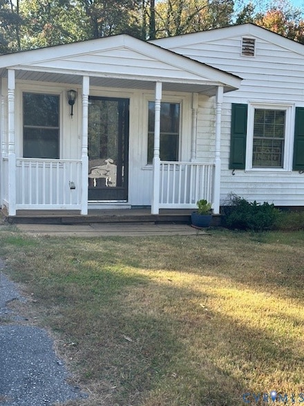 7617 Sunny Bank Dr, Henrico, VA 23228