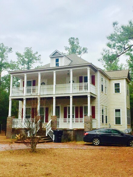 325 Plantation Ln, Walterboro, SC 29488
