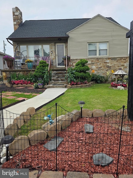 6414 Lehnert St, Gwynn Oak, MD 21207