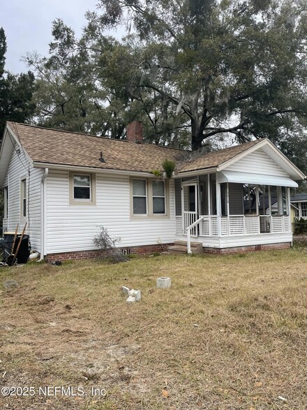 6810 Rydholm St, Jacksonville, FL 32208