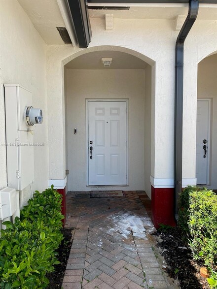 3680 NW 29th Ct Unit 3680, Lauderdale Lakes, FL 33311