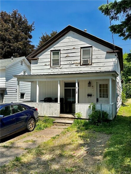 713 Seneca St, Fulton, NY 13069