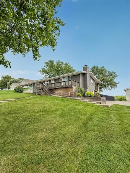 26240 Lakeview Dr, Maryville, MO 64468