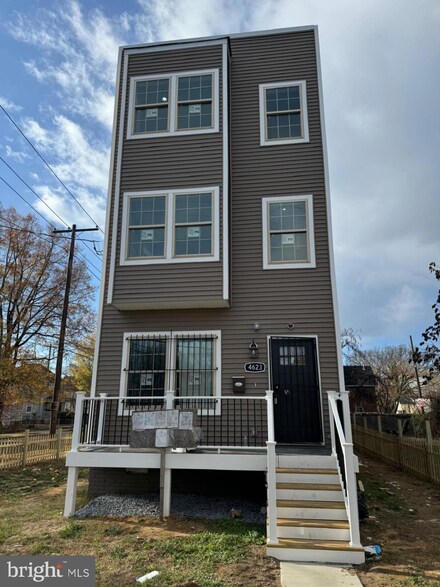 4623 Quarles St NE, Washington, DC 20019