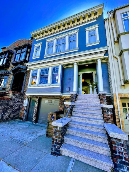 1371 8th Ave, San Francisco, CA 94122