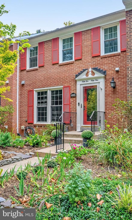 5254 Lonsdale Dr, Springfield, VA 22151