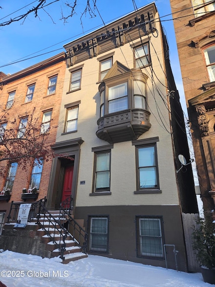 15 Ten Broeck St Unit 2, Albany, NY 12210