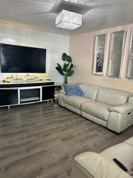 19162 NW 46th Ave, Miami Gardens, FL 33055