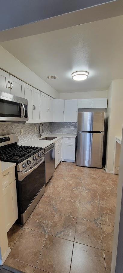 82-76 Country Pointe Cir Unit 1st Fl, Jamaica, NY 11427