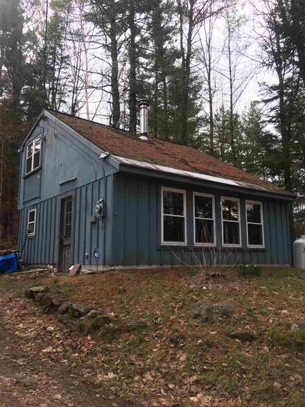 42 Philbrick Rd, Wentworth, NH 03282