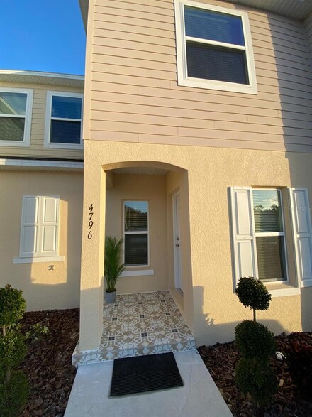 4796 Coral Castle Dr, Kissimmee, FL 34746