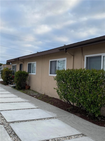 1442 W 220th St, Torrance, CA 90501