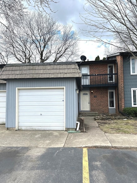 13 Cypress Square, Elgin, IL 60123