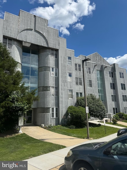 5215 Le Parc Dr Unit 7, Wilmington, DE 19809