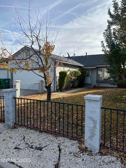 7310 Lindsey Ln, Sparks, NV 89436