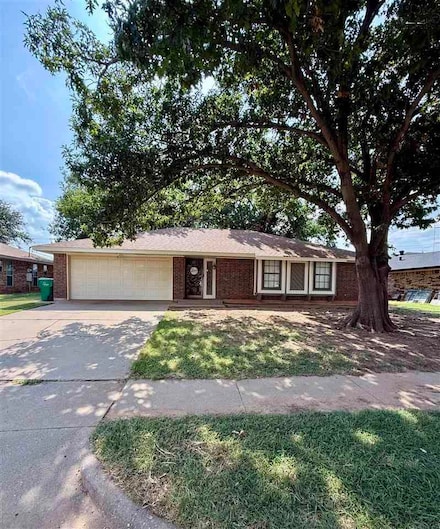 4604 Misty Valley W, Wichita Falls, TX 76310