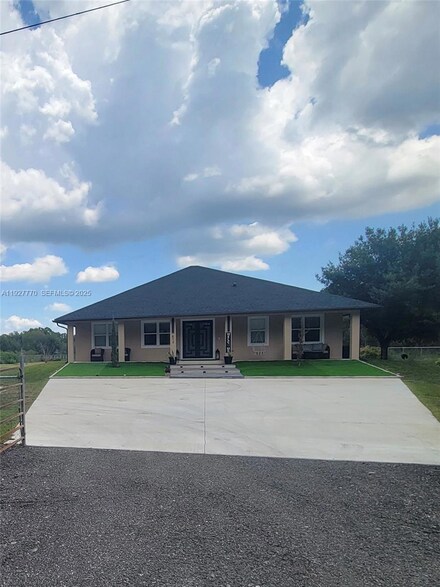 675 N Romero St, Clewiston, FL 33440