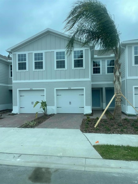 2034 Edison Pointe Blvd, South Daytona, FL 32119