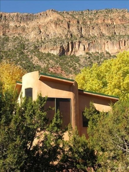 136 San Diego Dr, Jemez Springs, NM 87025