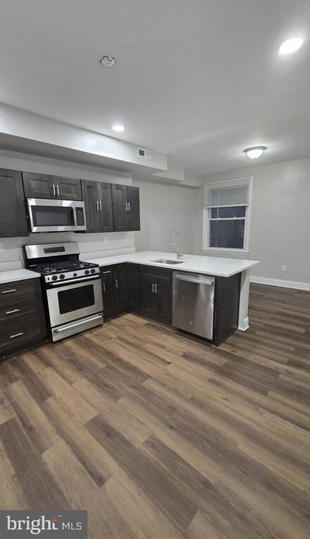 2735 E Preston St, Baltimore, MD 21213