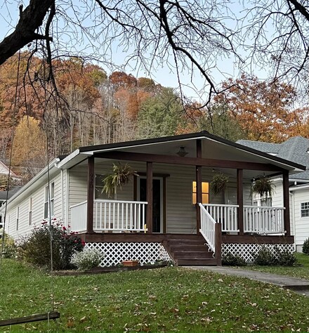 920 Campbell Ave NW, Norton, VA 24273