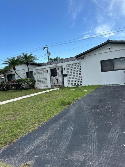 20600 SW 116th Rd, Miami, FL 33189