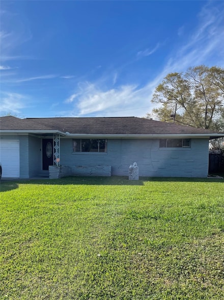4015 42nd St, Port Arthur, TX 77642