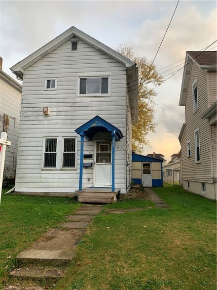 1518 2nd St, New Brighton, PA 15066