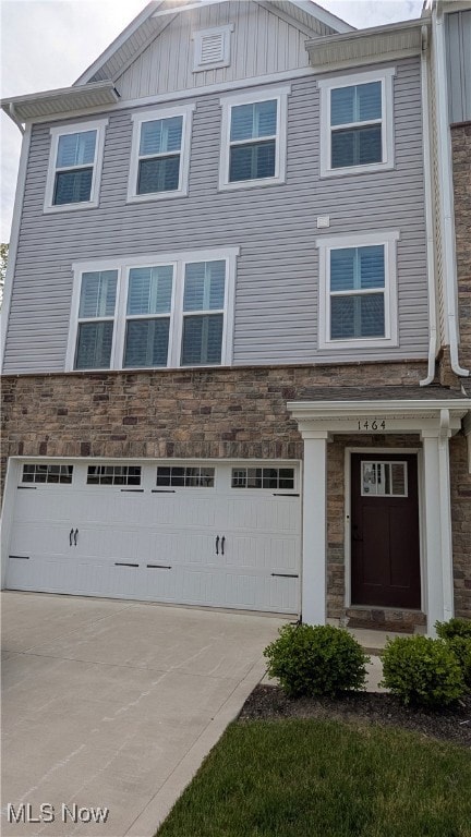 1464 Chenin Run, Avon, OH 44011