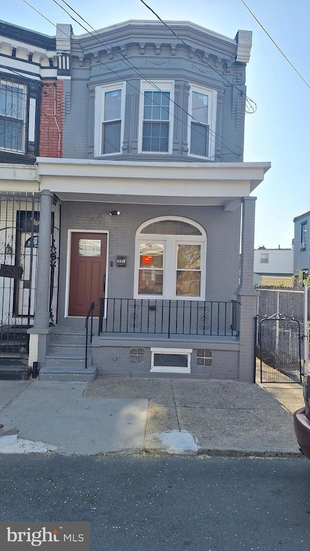 1461 Pershing St, Camden, NJ 08104