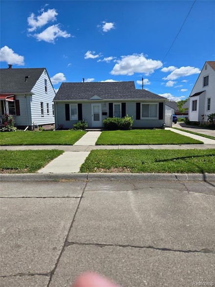 6589 Ziegler St, Taylor, MI 48180