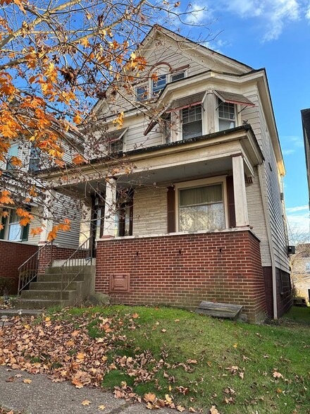 110 N 20th St, Wheeling, WV 26003