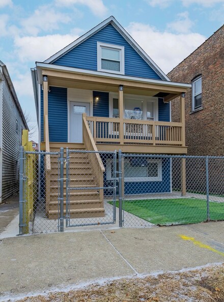 8441 S Colfax Ave, Chicago, IL 60617